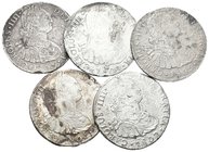 CARLOS IV. Lote compuesto por 5 monedas de 8 Reales de Lima. 1803 IJ Cal-659, 1804 JP Cal-661; 1805 JP Cal-662, 1806 JP Cal-663 y 1807 JP Cal-664. Tod...