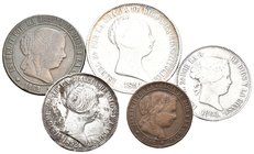 ISABEL II. Lote compuesto por 5 monedas, conteniendo: 2 1/2 Céntimos de Escudo 1868 Jubia, 5 Céntimos de Escudo 1868 Barcelona, 10 Reales 1852 Madrid,...