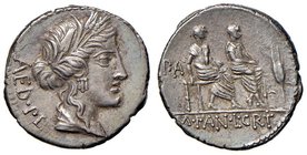 Critonia - L. Critonius e M. Fannius - Denario (86 a.C.) Testa coronata di spighe di Cerere a d. - R/ Due personaggi seduti a d. - B. 1; Cr. 351/1 AG ...