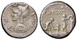 Licinia - P. Licinius Nerva - Denario (113-112 a.C.) Busto di Roma a s. - R/ Scena di voto - B. 7; Cr. 292/1 AG (g 3,89) Corroso
MB