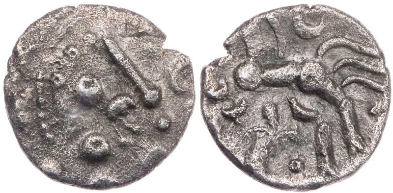 BRITANNIEN DOBUNNI
Corio, 30-15 v. Chr. AR-Drachme Vs.: aufgelöster Kopf n. r.,...
