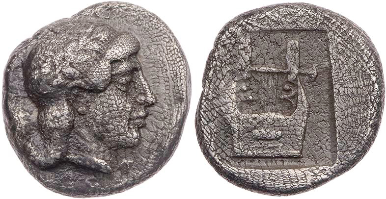 IONIEN KOLOPHON
 AR-Drachme 490-400 v. Chr. Vs.: Kopf des Apollon von Didyma mi...