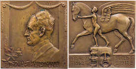 PERSONEN DICHTER UND SCHRIFTSTELLER
Hauptmann, Gerhart, 1862-1946. Bronzeplakette 1912 v. Anton Rudolph Weinberger Auf seinen 50. Geburtstag, Vs.: Bü...