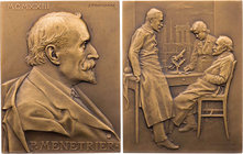 PERSONEN MEDIZINER UND ÄRZTE
Ménétrier, Pierre, 1859-1935. Bronzeplakette 1923 v. George-Henri Prud'homme, bei Monnaie de Paris Vs.: Büste in Anzug u...