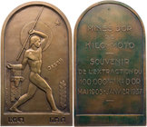 AUSBEUTE ÜBERSEE
Belgisch-Kongo Bronzeplakette 1937 v. Alphonse Darville, bei Fisch & Cie Auf die Förderung des 100.000sten Kilos Gold in den Goldmin...