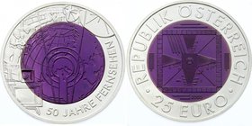 Austria 25 Euro 2005 Silver-Niobium
KM# 3119; 50 Years of Television; Bimetallic: niobium center in silver (.900) ring • 17.15 g • ⌀ 34 mm