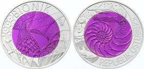 Austria 25 Euro 2012 Silver-Niobium
Bionik; Bimetallic: niobium center in silver (.900) ring • 16.5 g • ⌀ 34 mm; KM# 3212