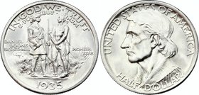 United States Half Dollar 1935 Rare! Bicentennial of Daniel Boone Birth
KM# 165; Silver; Mintage 10,010; Bicentennial of Daniel Boone Birth; UNC