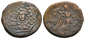 Pontos. Amisos. AE 21. 400-350 a.C. (Gc-3642). Anv.: Cabeza de Gorgon de frente. Rev.: Victoria a derecha con palma. Ae. 7,95 g. MBC. Est...25,00.