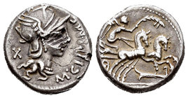 Cipia. Denario. 115-114 a.C. Incierta. (Ffc-563). (Craw-289/1). (Cal-422). Anv.: Cabeza de Roma a derecha, delante M CIPI M F, detrás X. Rev.: Victori...