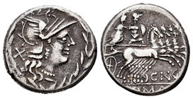 Gellia. Denario. 138 a.C. Roma. (Ffc-742). (Cal-612). Anv.: Cabeza de Roma a derecha, detrás X, todo ello rodeado por corona de laurel. Rev.: Marte co...