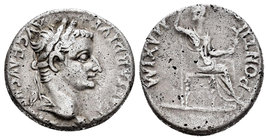 Tiberio. Denario. 16 d.C. Lugdunum. (Spink-1793). (Ric-26). (Seaby-16a). Rev.: PONTIF MAXIM. Livia sentada a derecha con cetro. Ag. 3,73 g. Ligeras ox...
