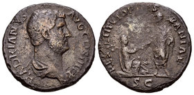 Adriano. As. 137 a.C. Roma. (Ric-955). (Ch-1264). Rev.: RESTITVTORI HISPANIAE SC. El emperador en pie dándose la mano con Hispania arrodillada con ram...
