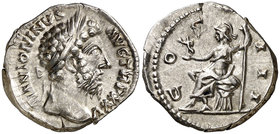 (171 d.C.). Marco Aurelio. Denario. (Spink 4887) (S. 133) (RIC. 233). 3,69 g. MBC+.