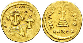 Heraclio y Heraclio Constantino (610-641). Constantinopla. Sólido. (Ratto 1364 var) (S. 738). 4,36 g. Acuñación floja en parte. Rayas en anverso y gra...
