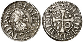 1612. Felipe III. Barcelona. 1/2 croat. (Cal. 543) (Cru.C.G. 4342e). 1,36 g. Leyendas de anverso y reverso intercambiadas. Muy rara. MBC.