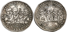 1612. Alemania - Sajonia - Weimar. 1 taler. (Kr. 11) (Dav. 7527). 29,06 g. AG. Bustos de Juan Ernesto, Federico, Guillermo y Alberto. Rara. MBC.