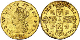 1717. Francia. Luis XV. A (París). 1 luis d'or. (Fr. 4519 (Kr. 430.1). 6,09 g. AU. Muy bella. Ex Künker 28/06/2017, nº 3034. Rara. EBC+/S/C-.