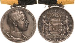 Orden deutscher Länder Sachsen-Coburg und Gotha
Herzog Carl-Eduard-Medaille 2. Klasse Verliehen 1905-1911 (M.v. Kawaczynski) Silber mattiert. Randpun...