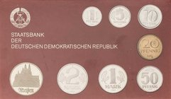 Kursmünzensätze in Polierter Platte
 1, 5, 10, 20 und 50 Pfennig, 1, 2 und 5 Mark 1983. Meißen. Auflagenhöhe: nur 2.550 Sätze. In originaler Hartplas...