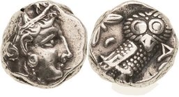Attika Athen
 Tetradrachme 4./3. Jhd. v. Chr. Athenakopf nach rechts / Eule steht mit Kopf von vorn nach rechts, links Olivenzweig und Halbmond BMC 1...