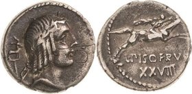 Römische Republik
L. Calpurnius Piso Frugi 90 v. Chr. Denar Apollonkopf mit Lorbeerkranz nach rechts, davor R, dahinter Beizeichen / Reiter nach rech...