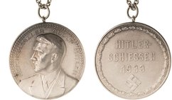 Drittes Reich
 Silbermedaille 1933 (unsigniert) Hitler-Schießen. Brustbild halblinks / 3 Zeilen Schrift über Hakenkreuz im Eichenlaubkranz. Punze: 99...