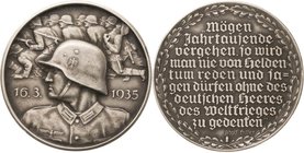 Drittes Reich
 Silbermedaille 1935 (F. Beyer) Einführung der allgemeinen Wehrpflicht. Soldat mit Stahlhelm nach links, im Hintergrund stürmende Solda...
