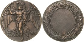Slg. Joos - Medaillen, Plaketten, Abzeichen der Luftfahrt 1783-1945
 Bronzegussmedaille 1913 (K. Goetz) Ostpreußischer Rundflug. Unbekleideter Jüngli...