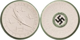 Slg. Joos - Medaillen, Plaketten, Abzeichen der Luftfahrt 1783-1945
 Weiße Porzellanmedaille o.J. (1941) (Meißen) Flieger gegen England. Vier Sturzka...