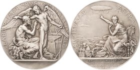 Luft- und Raumfahrt
 Silbermedaille 1885 (A. Patey) Auf die Erfindung des lenkbaren Luftschiffes in Meudon und dessen Flugversuche. Dädalus legt sein...
