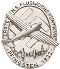 Luft- und Raumfahrt
 Einseitige Weißmetallplakette 1933 (C.E. Juncker, Berlin) Erste N.S. Flugwoche Fürth i/B. Flugzeug vor großem Hakenkreuz über St...