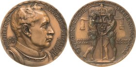 Medailleur Goetz, Karl 1875 - 1950
 Bronzegussmedaille 1913 25-jähriges Regierungsjubiläum. Brustbild in Rüstung nach rechts / Zwei wilde Männer schu...