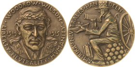 Medailleur Goetz, Karl 1875 - 1950
 Bronzegussmedaille 1915. Woodrow Wilson - Amerikas neutrales Handeln. Brustbild von vorn mit Lorbeerkranz / Uncle...