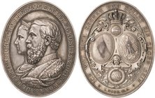 Baden-Durlach
Friedrich als Großherzog 1856-1907 Ovale Silbermedaille 1881 (K. Schwenzer/G. Kachel) Silberhochzeit mit Luise, Tochter Wilhelms I. von...