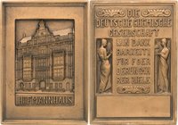 Berlin
 Bronzeplakette o.J. Verleihung der deutschen chemischen Gesellschaft, in Dankbarkeit für Förderung ihrer Ziele. In vertieftem Rechteck Fassad...