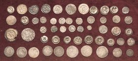 Mittelalter
Lot-55 Stück Interessantes Lot von mittelalterlichen und frühneuzeitlichen Münzen. Darunter viele Brakteaten und Hohlpfennige aus Branden...