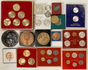 Jan Paweł II zestaw medali i monet watykańskich poświęconych papieżowi