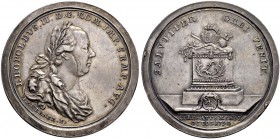 KAISER LEOPOLD II. 1790-1792 
 Medaillen Kaiser Leopolds II. 
 Silbermedaille 1790. Auf seine Krönung als Kaiser in Frankfurt. Gewidmet von der Stad...