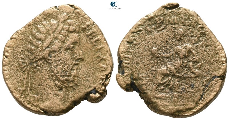 Commodus AD 180-192. Rome
Sestertius Æ

29 mm., 17.07 g.



fine