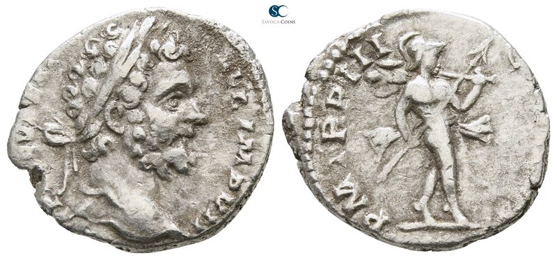 Septimius Severus AD 193-211. Rome
Denarius AR

17 mm., 1.74 g.



very f...