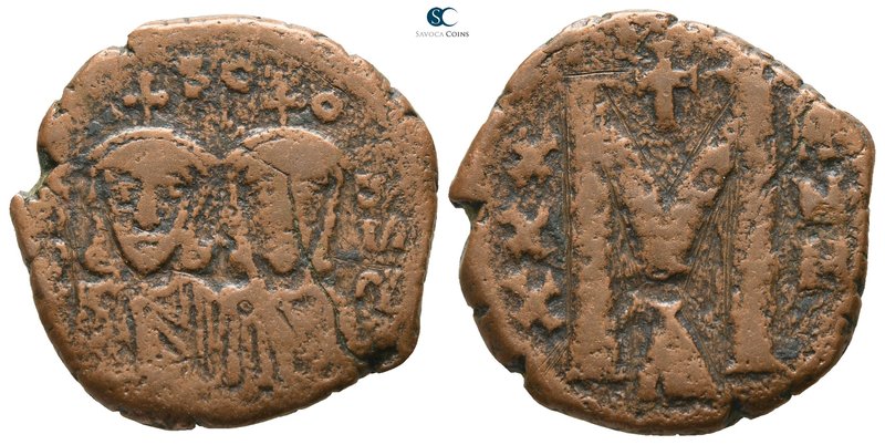 Leo V and Constantine AD 813-820. Constantinople
Follis Æ

20 mm., 5.81 g.
...