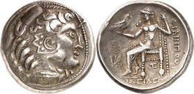 GAULE
Celtes du Danube. Tétradrachme, imitation de Philippe III.
Av. Tête d’Héraclès à droite, coiffée d’une dépouille de lion. Rv. Zeus assis à gau...