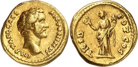 EMPIRE ROMAIN
Antonin le Pieux (138-161). Quinaire 138, Rome.
Av. Tête à droite. Rv. La Félicité debout à gauche.
Ric. 451. 3,62 g.
Provenance : V...