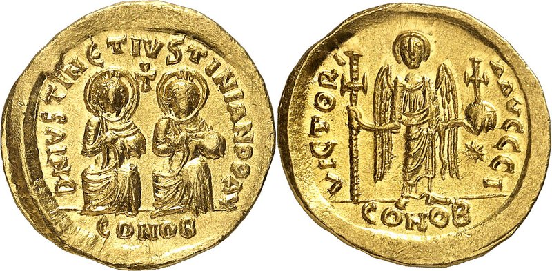 EMPIRE ROMAIN
Justin et Justinien (527). Solidus, Constantinople.
Av. Les deux...