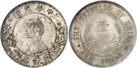 CHINE
République, Sun Yat-Sen I. Dollar (1912), étoiles basses.
Av. Buste à gauche. Rv. Caractères dans une couronne.
Km. Y. 319, L&M 42.
PCGS MS ...