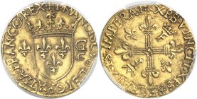FRANCE
Francois Ier (1515-1547). Écu d’or 9ème type, accostés d’un et d’un G sous un C, attribué à Gênes.
Av. Écu couronné. Rv. Croix accostée de de...