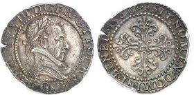 FRANCE
Henri III (1574-1589). 1/2 franc 1586 G, Poitiers.
Av. Buste cuirassé et lauré à droite. Rv. Croix feuillue et fleurdelisée.
Dup. 1160.
Top...