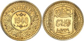 TUNISIE
Ahmed Bey (1348-1361 AH / 1929-1942). 100 francs 1359 AH (1940)
Av. Valeur et date dans un rond, Tunisie au dessus. Rv. Inscriptions dans un...