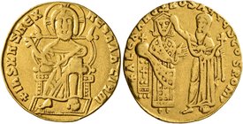 Alexander, 912-913. Solidus (Gold, 20 mm, 4.23 g, 7 h), Constantinopolis. +IҺS XRS RЄX RЄςҺAҺTIЧm Christ, nimbate, seated facing on throne, wearing tu...